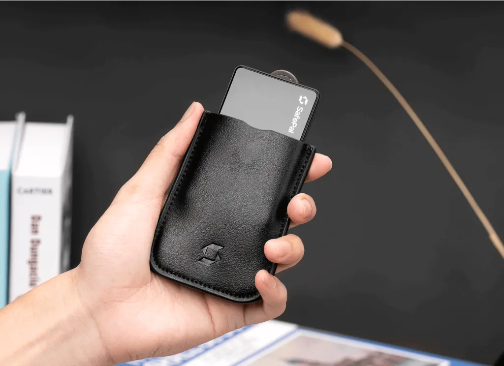 leather_case_2_new111.webp